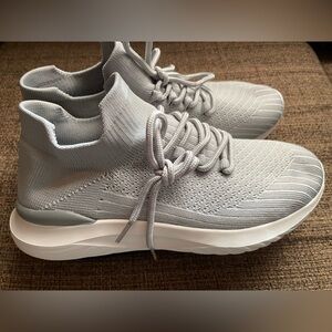 Gray Knit Sneakers
